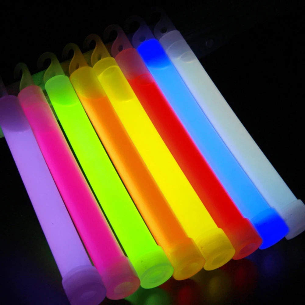 Kit de survie militaire de 6 p - Glow Sticks Survival avis et prix